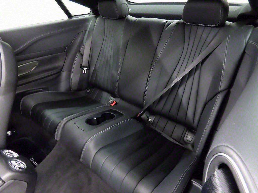 Mercedes Benz E class - Vista 6