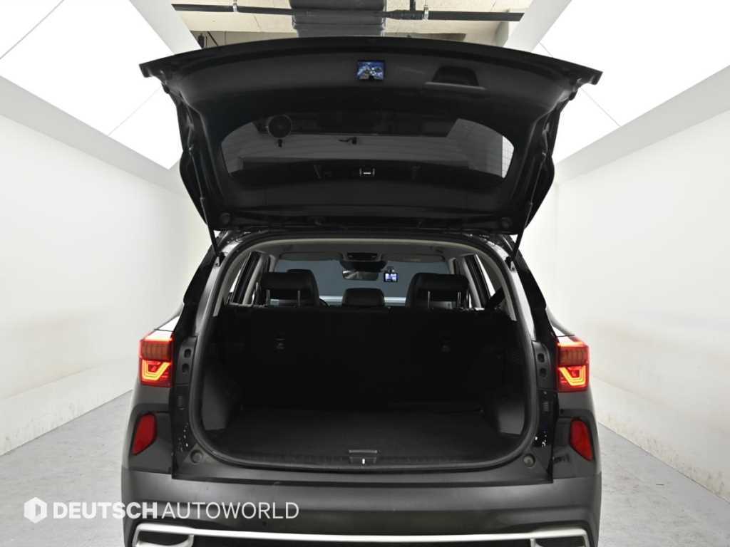 KIA Seltos 2021 Negro - Importación desde Corea - HF Imports Iquique - Foto 19