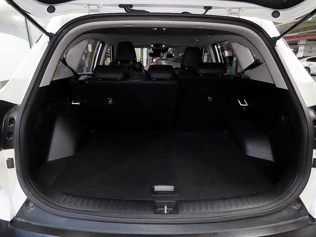 KIA Seltos 2022 Blanco - Importación desde Corea - HF Imports Iquique - Foto 17