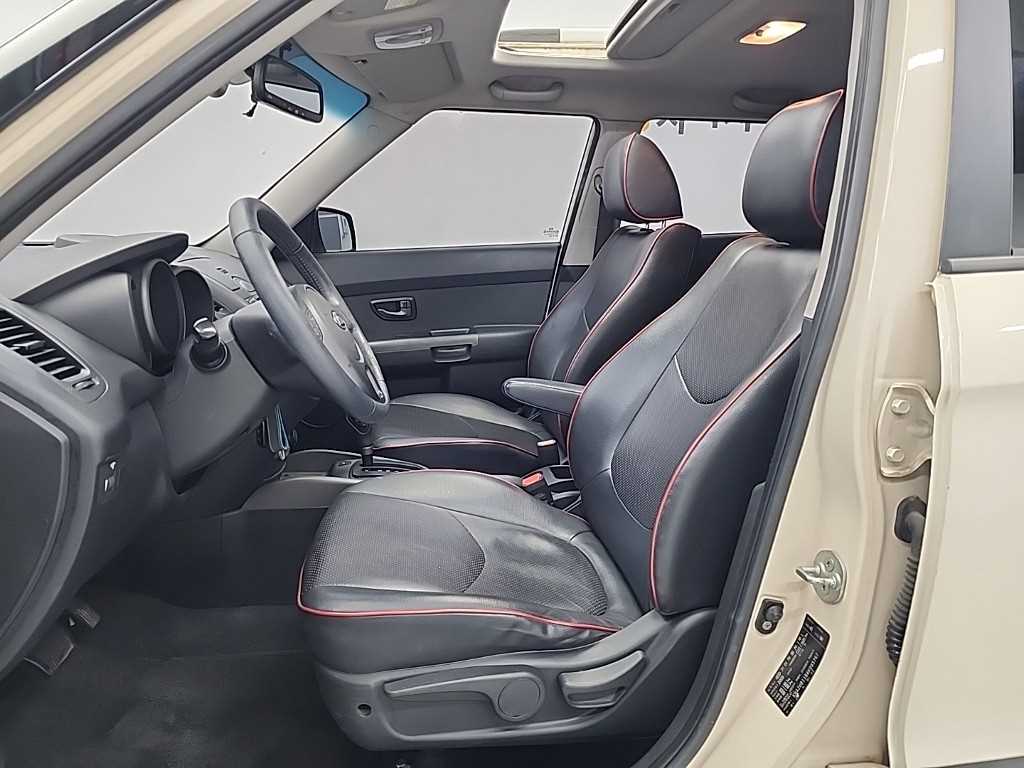 KIA Soul - Vista 11