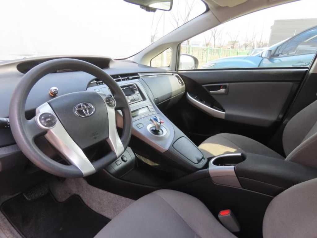 Toyota Prius - Vista 10