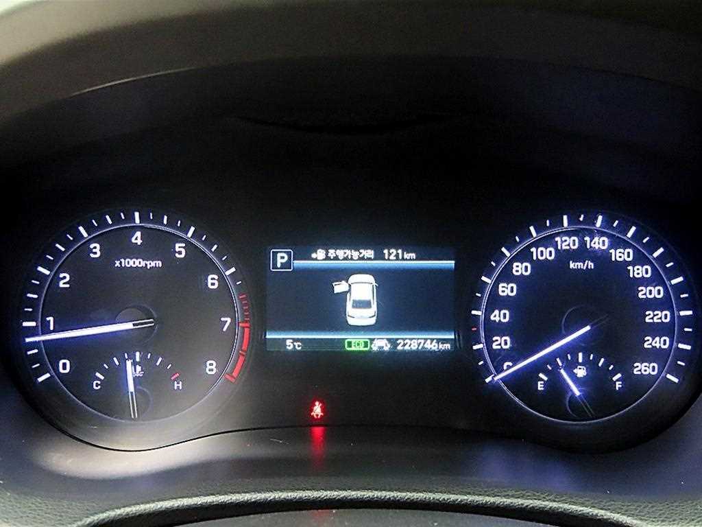 Genesis G80 - Vista 8