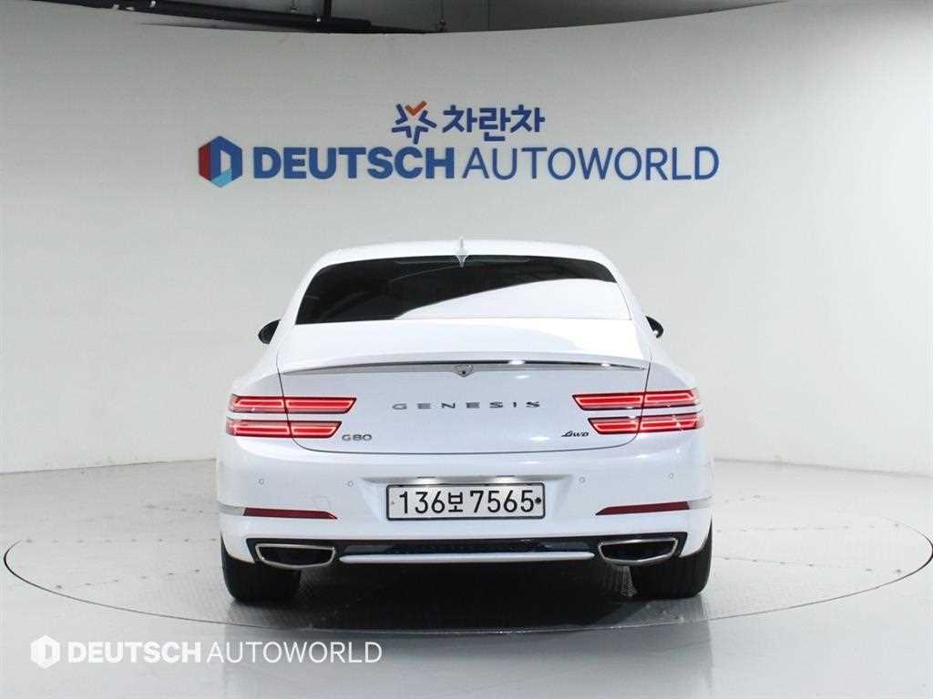 Genesis G80 - Vista 4