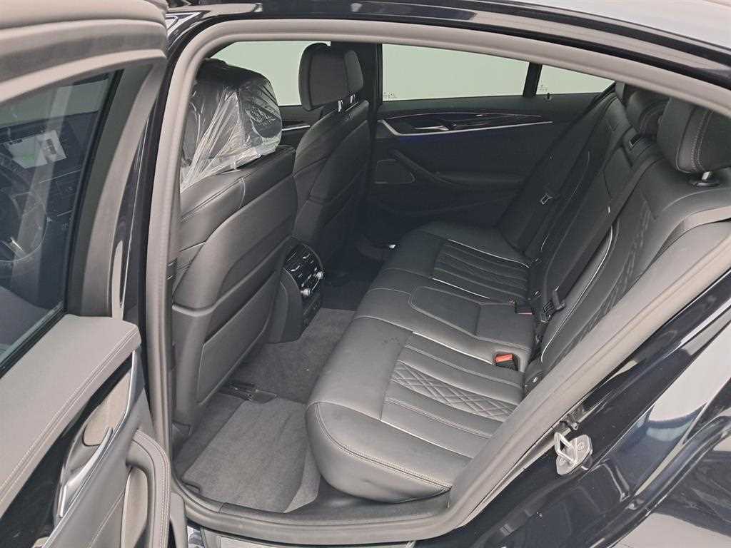 BMW 5 Series - Vista 12