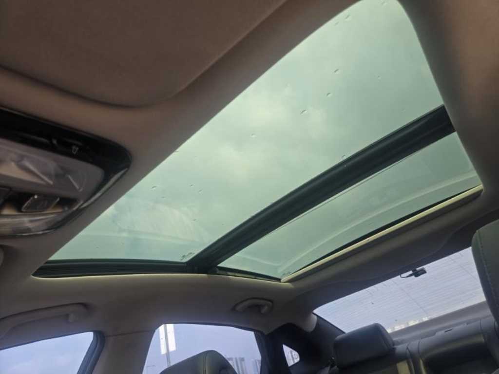 HYUNDAI Grandeur - Vista 12