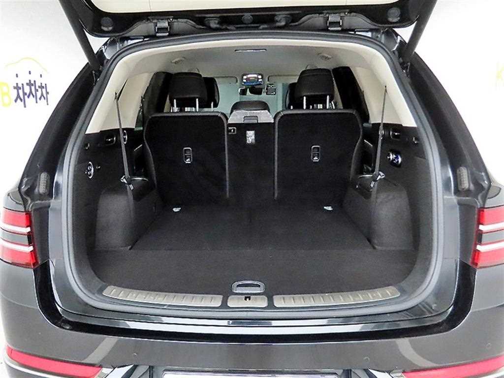 Genesis GV80 - Vista 5