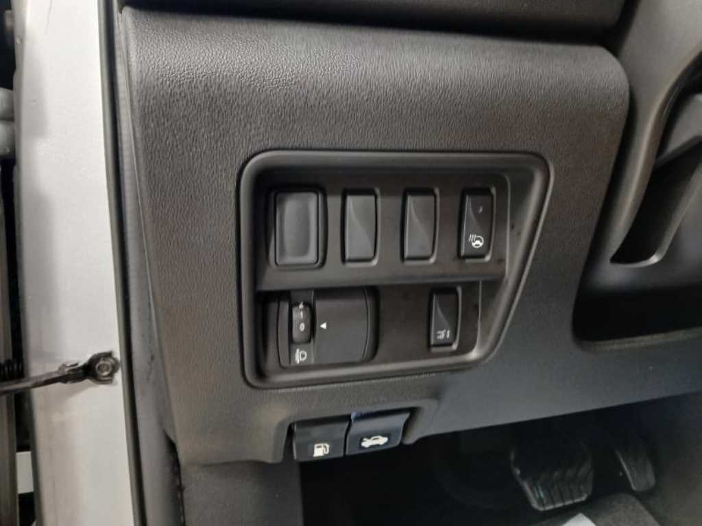 SAMSUNG QM6 - Vista 12