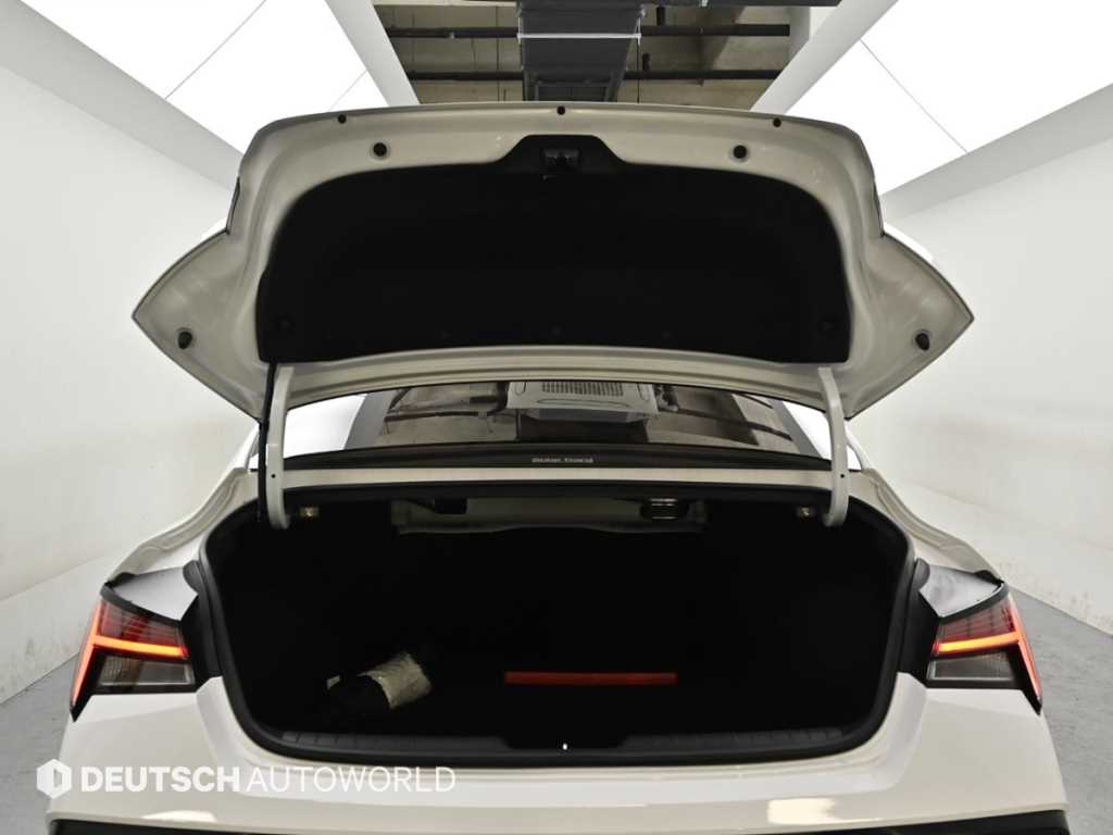 HYUNDAI Avante 2024 Blanco - Importación desde Corea - HF Imports Iquique - Foto 19