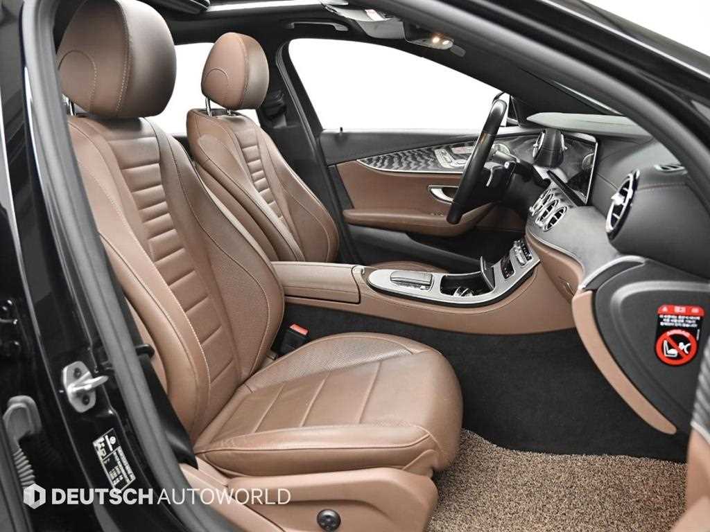 Mercedes Benz E class - Vista 10