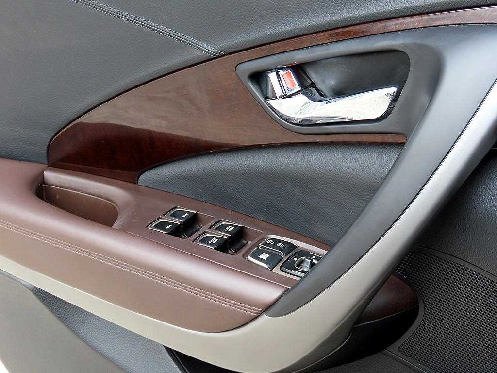 HYUNDAI Grandeur - Vista 11