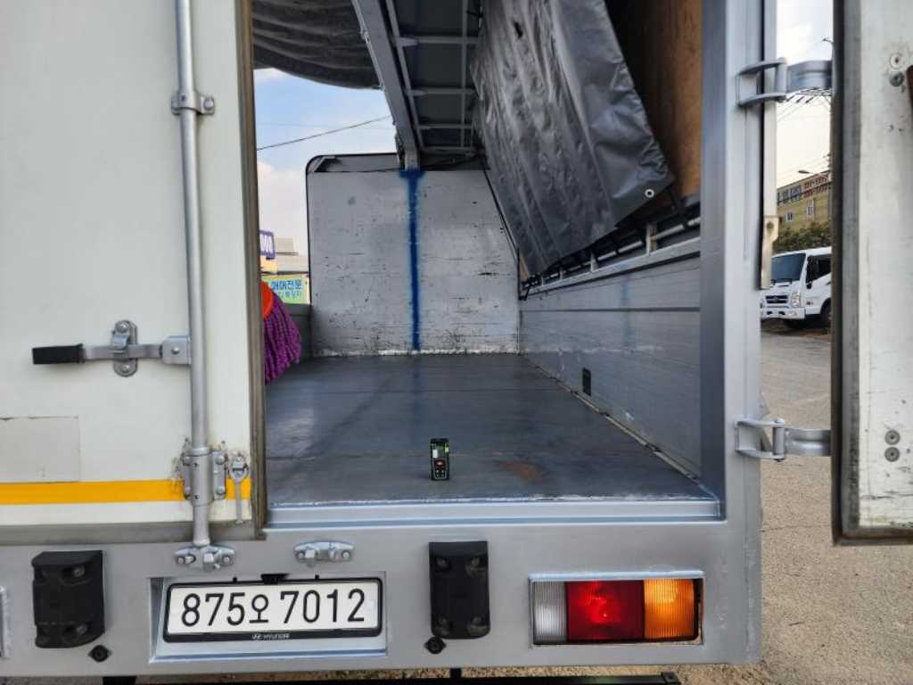 medium and large cargo truck 2023 Blanco - Importación desde Corea - HF Imports Iquique - Foto 19