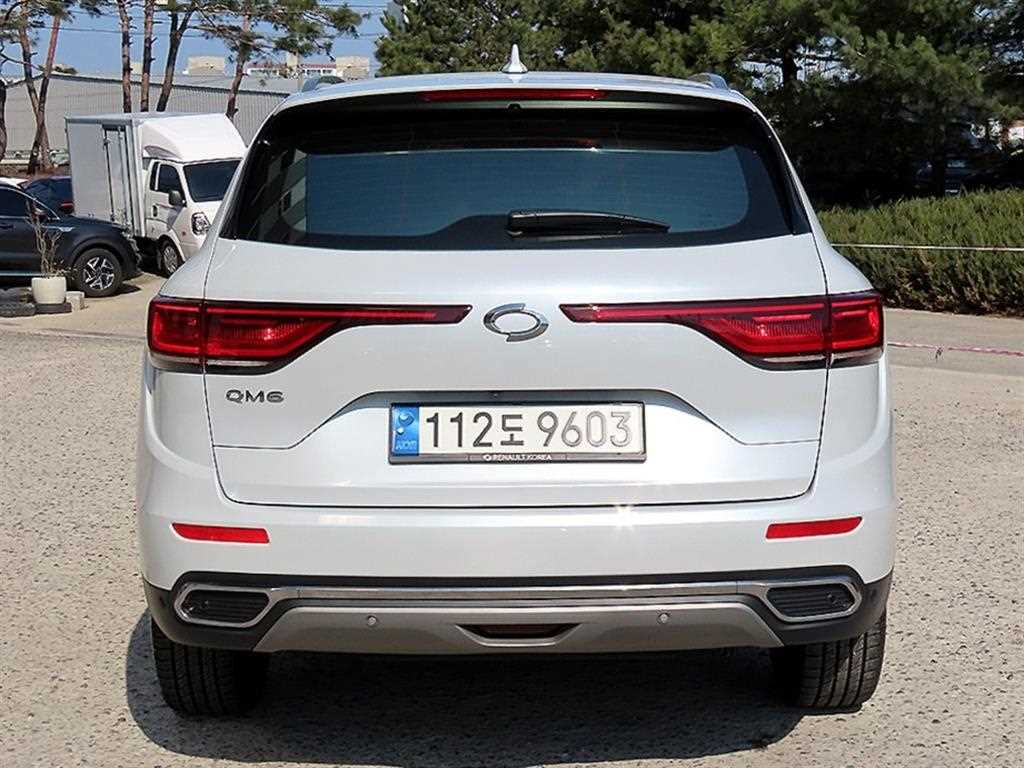 SAMSUNG QM6 - Vista 4