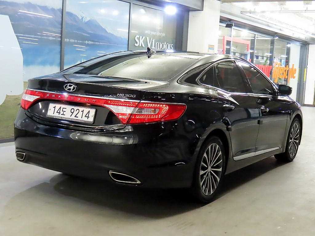 HYUNDAI Grandeur - Vista 4