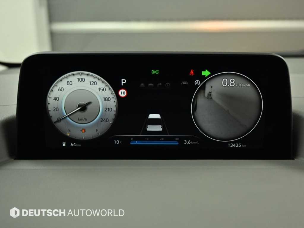 HYUNDAI Staria - Vista 8