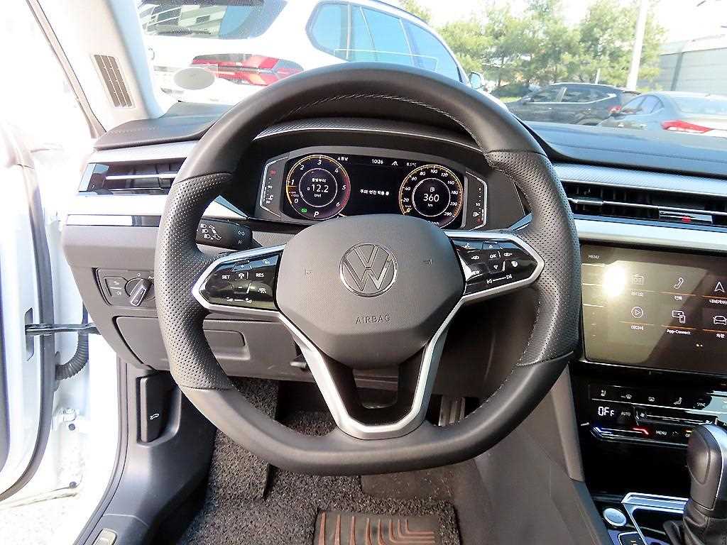 Volkswagen Arteon - Vista 8