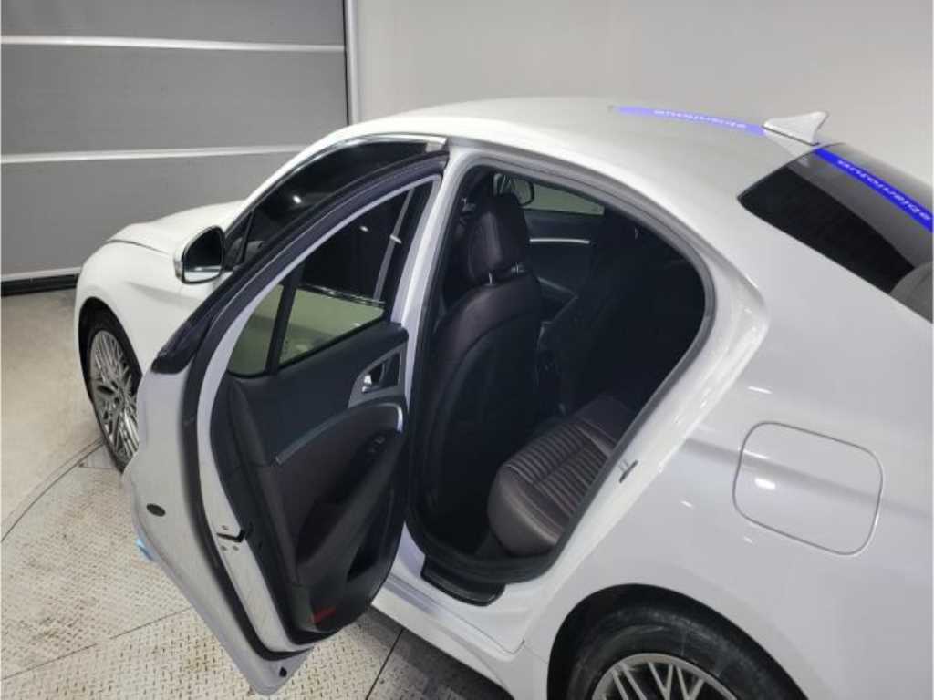 Genesis G70 2021 - Importación desde Corea - HF Imports Iquique - Foto 18