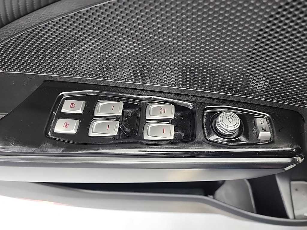 Ssangyong Tivoli 2016 Blanco - Importación desde Corea - HF Imports Iquique - Foto 16