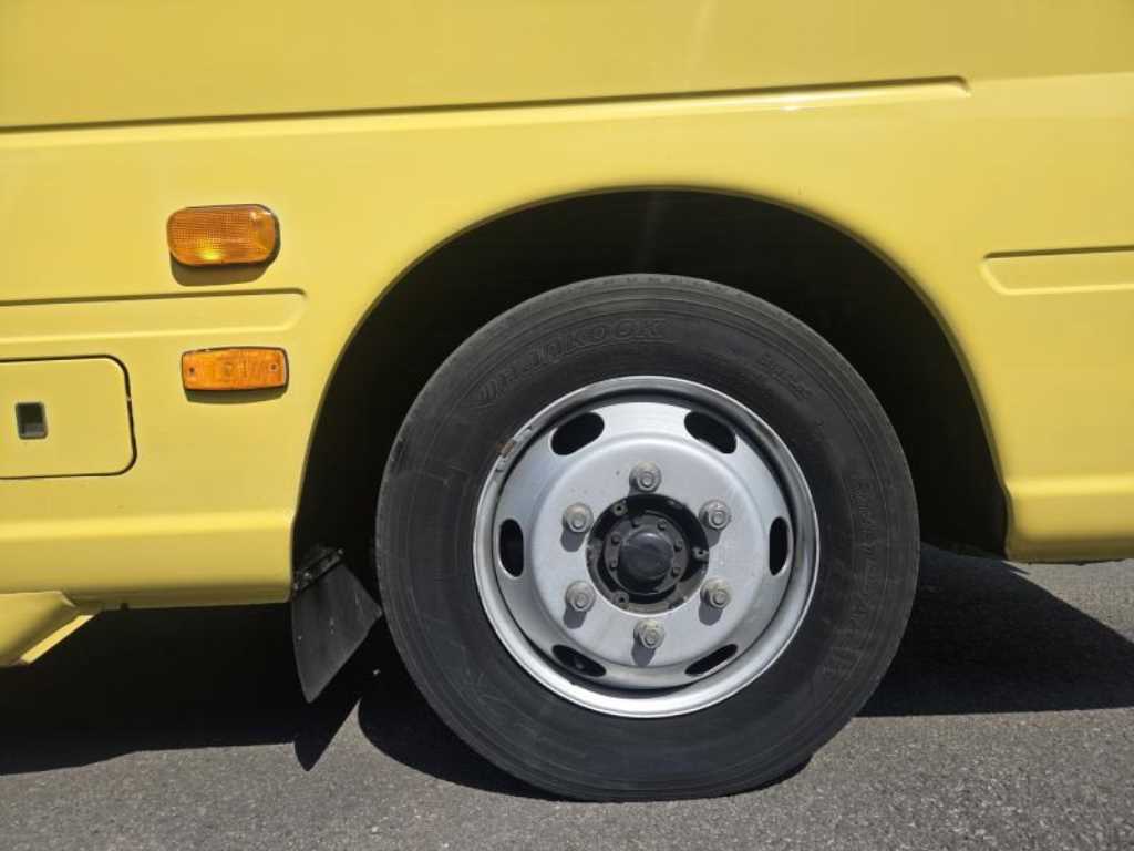 medium and large bus Hyundai bus 2018 Amarillo - Importación desde Corea - HF Imports Iquique - Foto 13