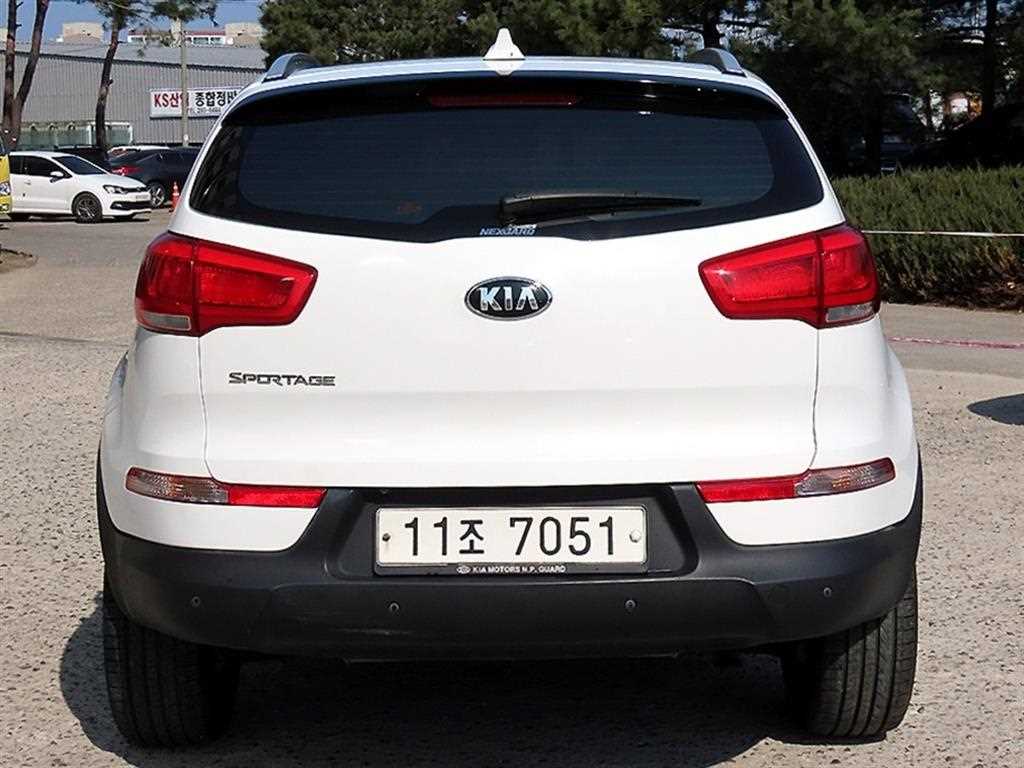 KIA Sportage - Vista 4
