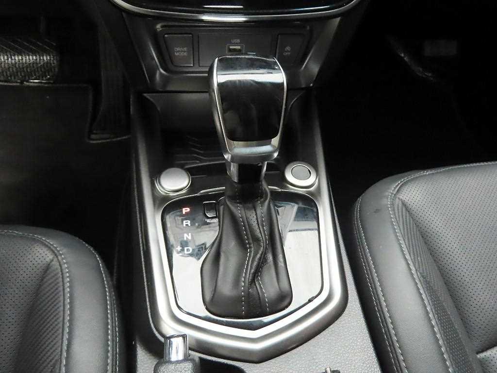 Ssangyong Tivoli - Vista 10