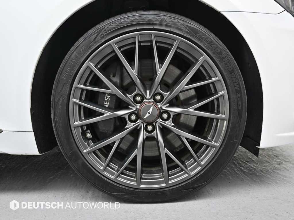 Genesis G80 - Vista 5