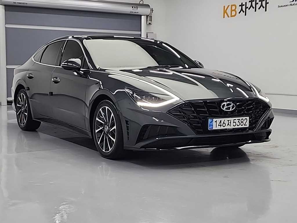 HYUNDAI Sonata - Vista 4