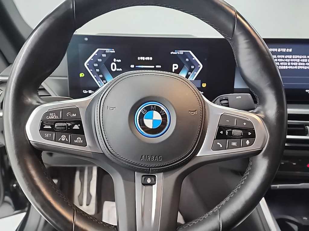 BMW i4 - Vista 9