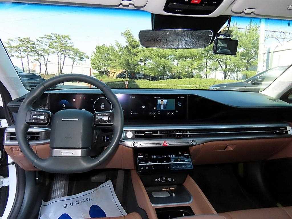 HYUNDAI Grandeur - Vista 7