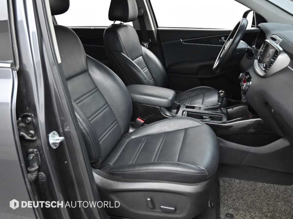 KIA Sorento - Vista 10