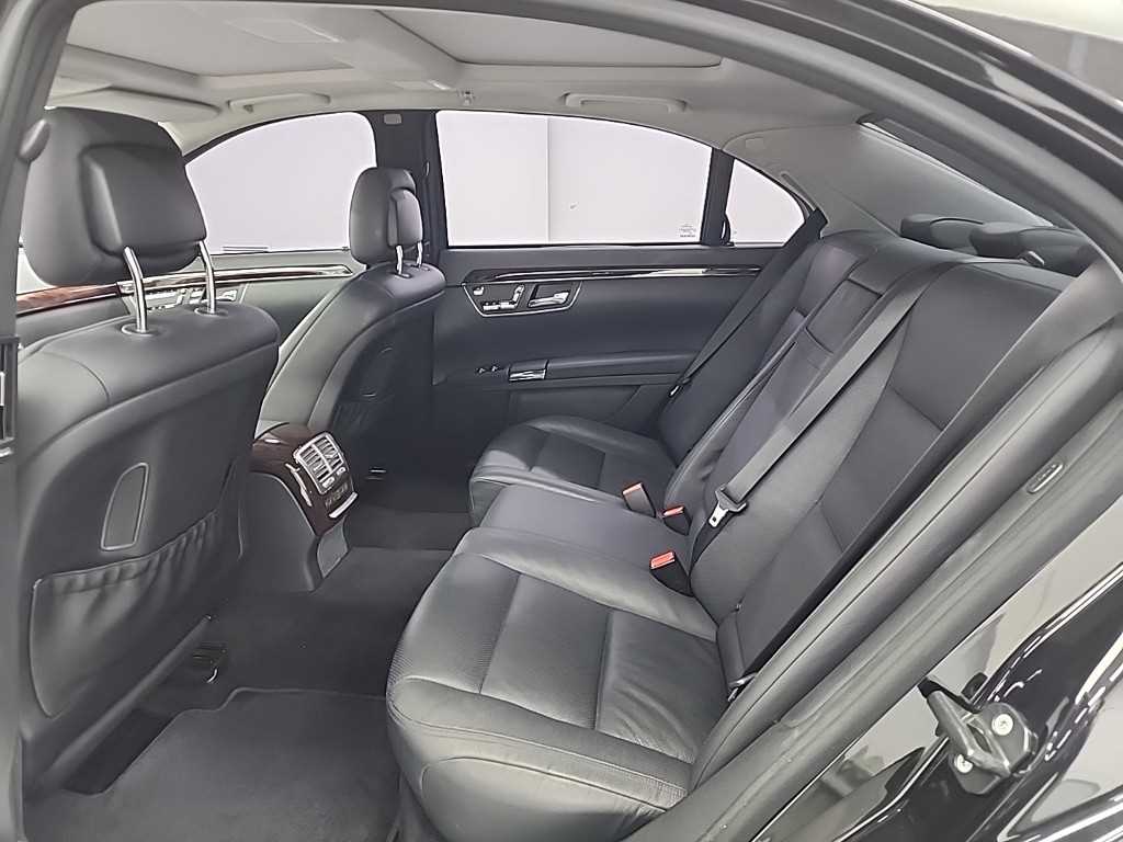 Mercedes Benz S Class - Vista 12