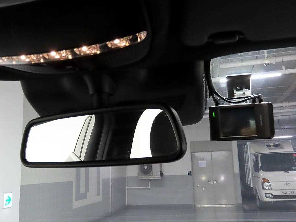 Mercedes Benz GLC Class 2018 Gris - Importación desde Corea - HF Imports Iquique - Foto 17