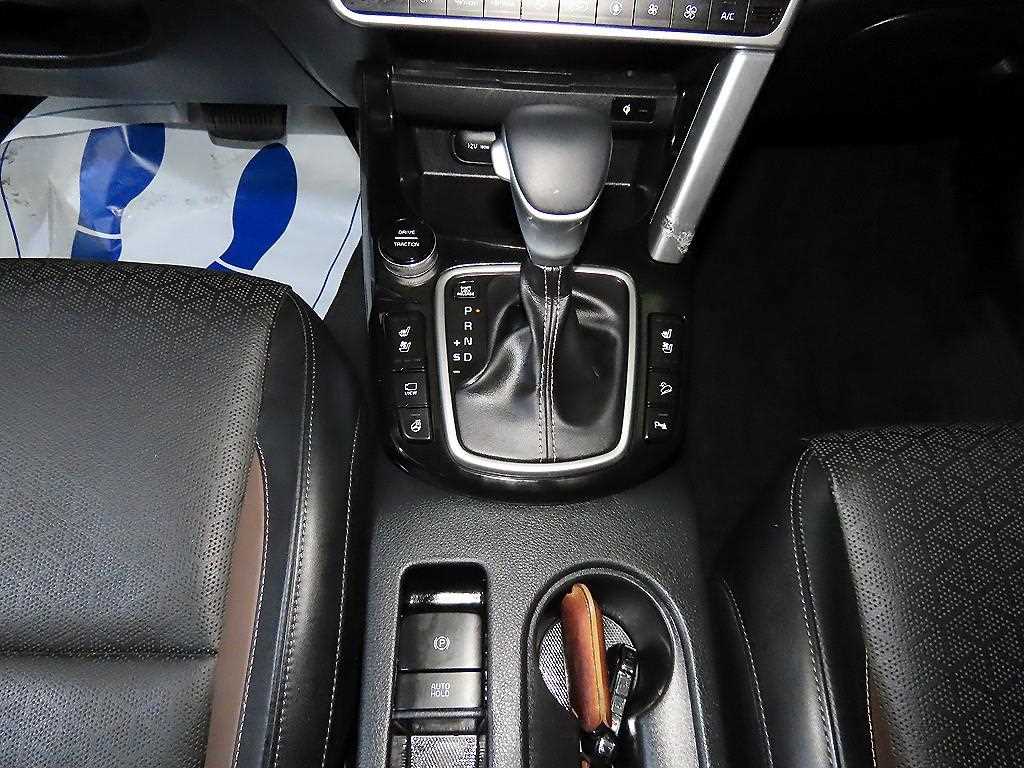 KIA Seltos - Vista 12