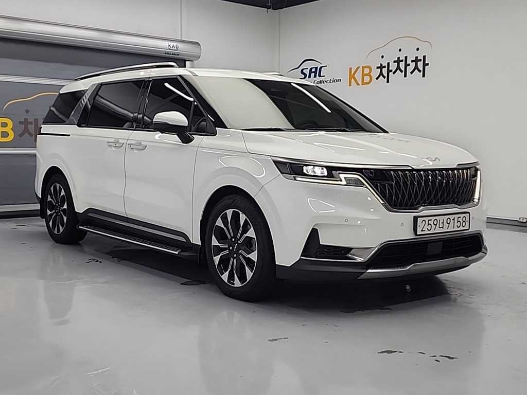 KIA Carnival - Vista 5