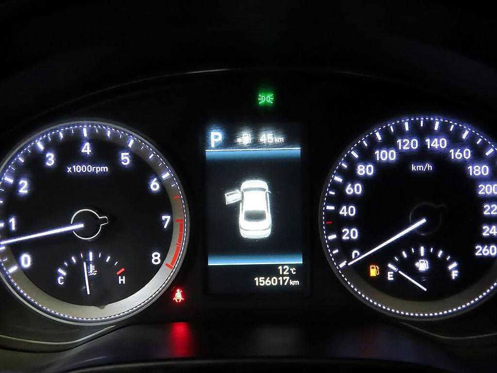 HYUNDAI Grandeur - Vista 9