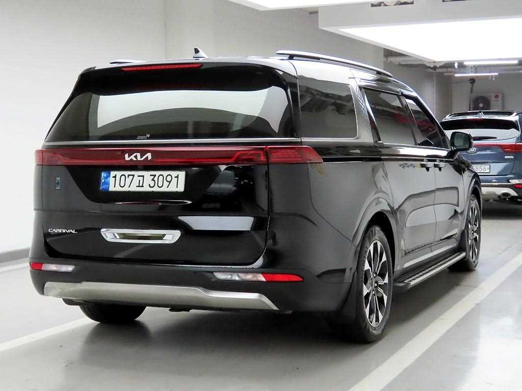 KIA Carnival - Vista 4