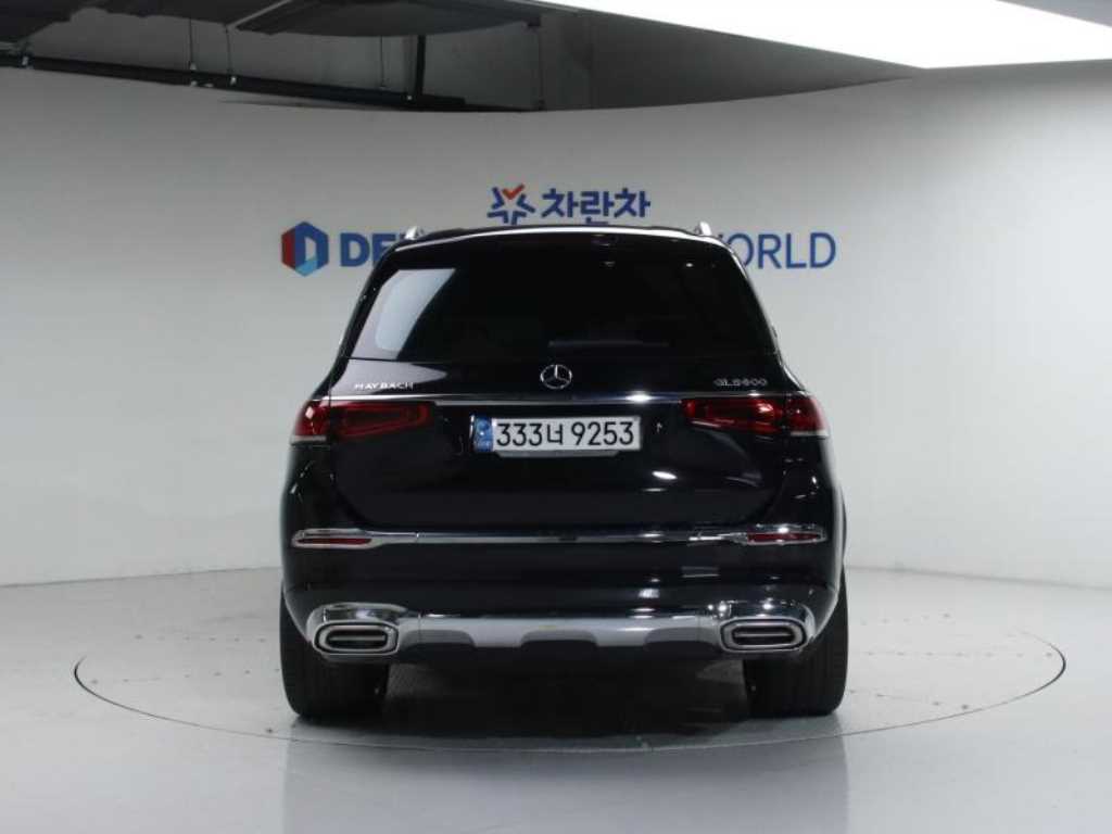 Mercedes Benz GLS Class - Vista 4