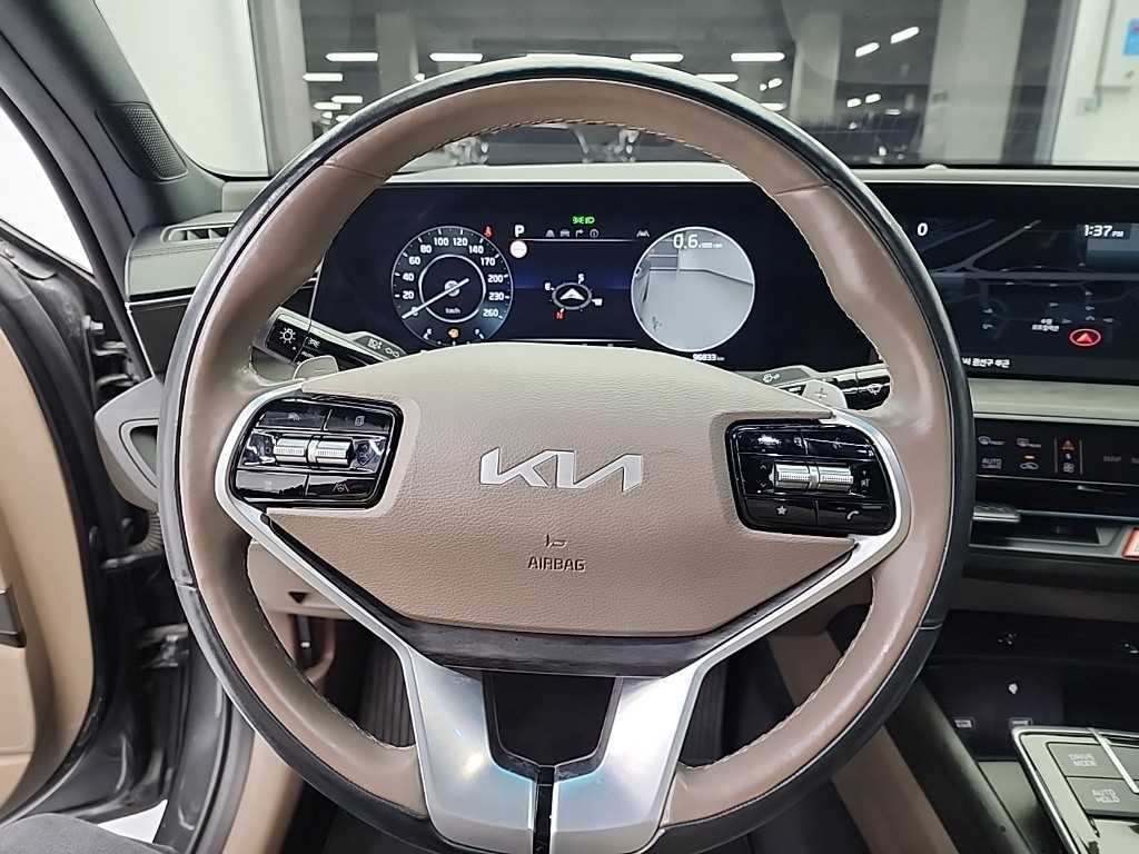 KIA K8 - Vista 9