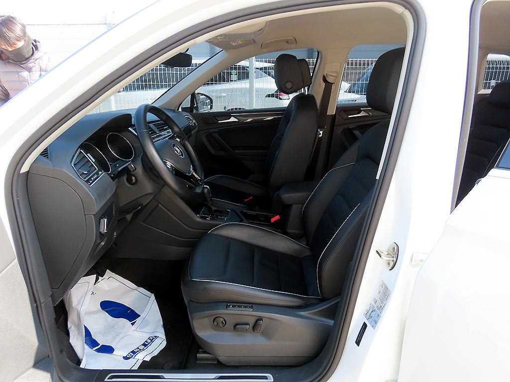 Volkswagen Tiguan - Vista 5