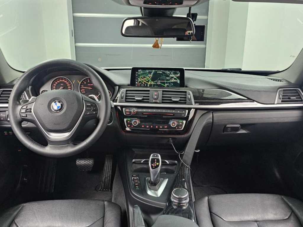BMW 4 Series - Vista 7