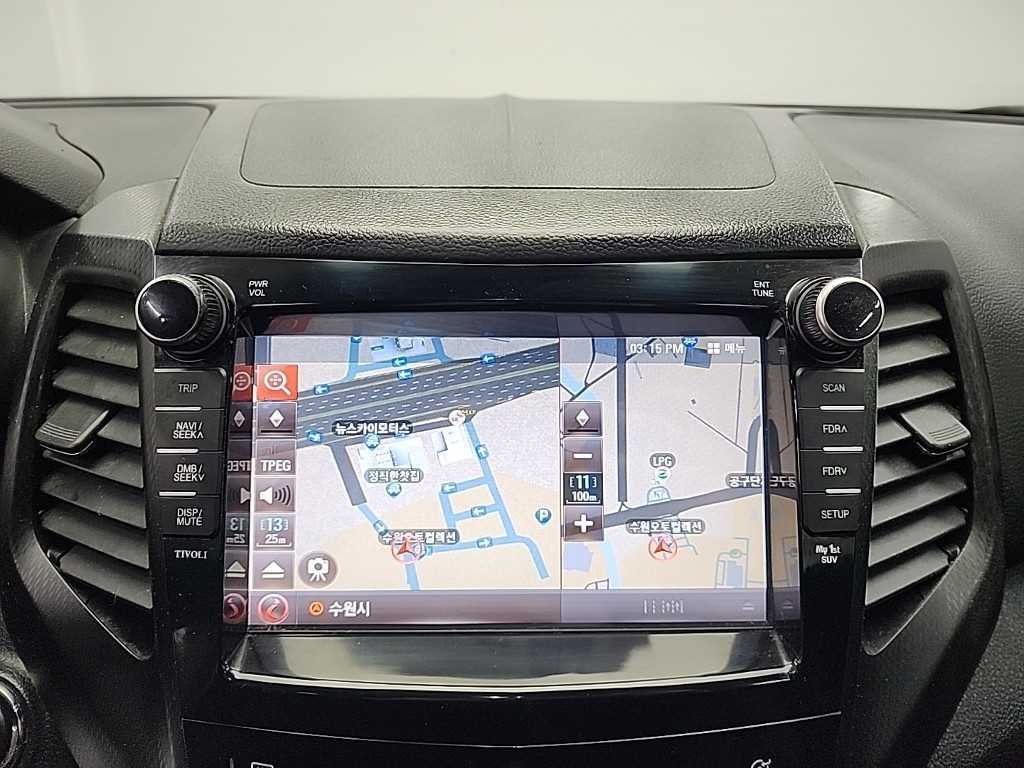 Ssangyong Tivoli 2016 Blanco - Importación desde Corea - HF Imports Iquique - Foto 14