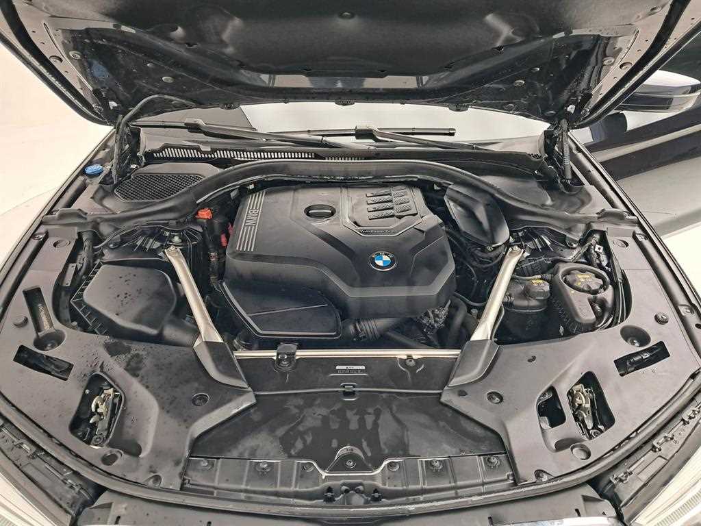 BMW 5 Series 2021 Negro - Importación desde Corea - HF Imports Iquique - Foto 19