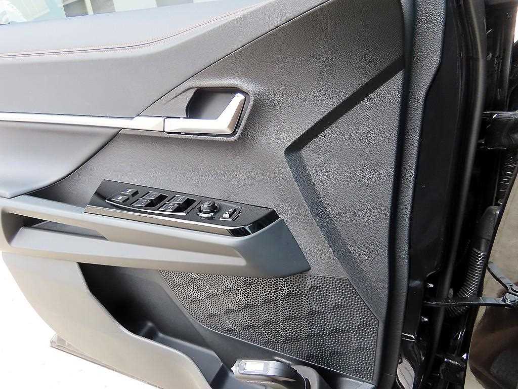 Ssangyong Torres - Vista 11