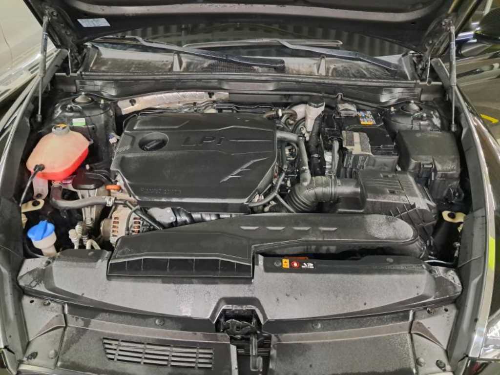 HYUNDAI Sonata - Vista 5