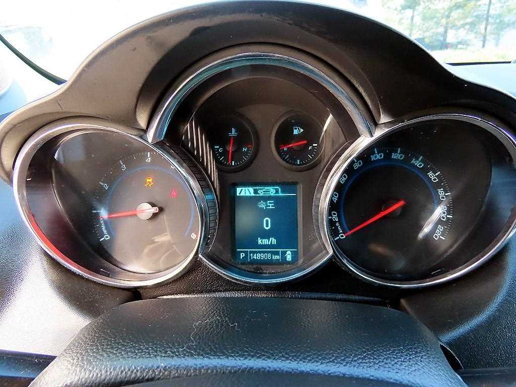 Chevrolet Cruise - Vista 9