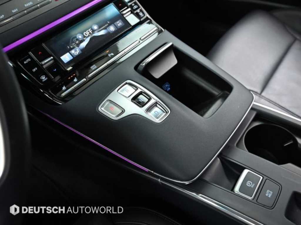 HYUNDAI Grandeur - Vista 9