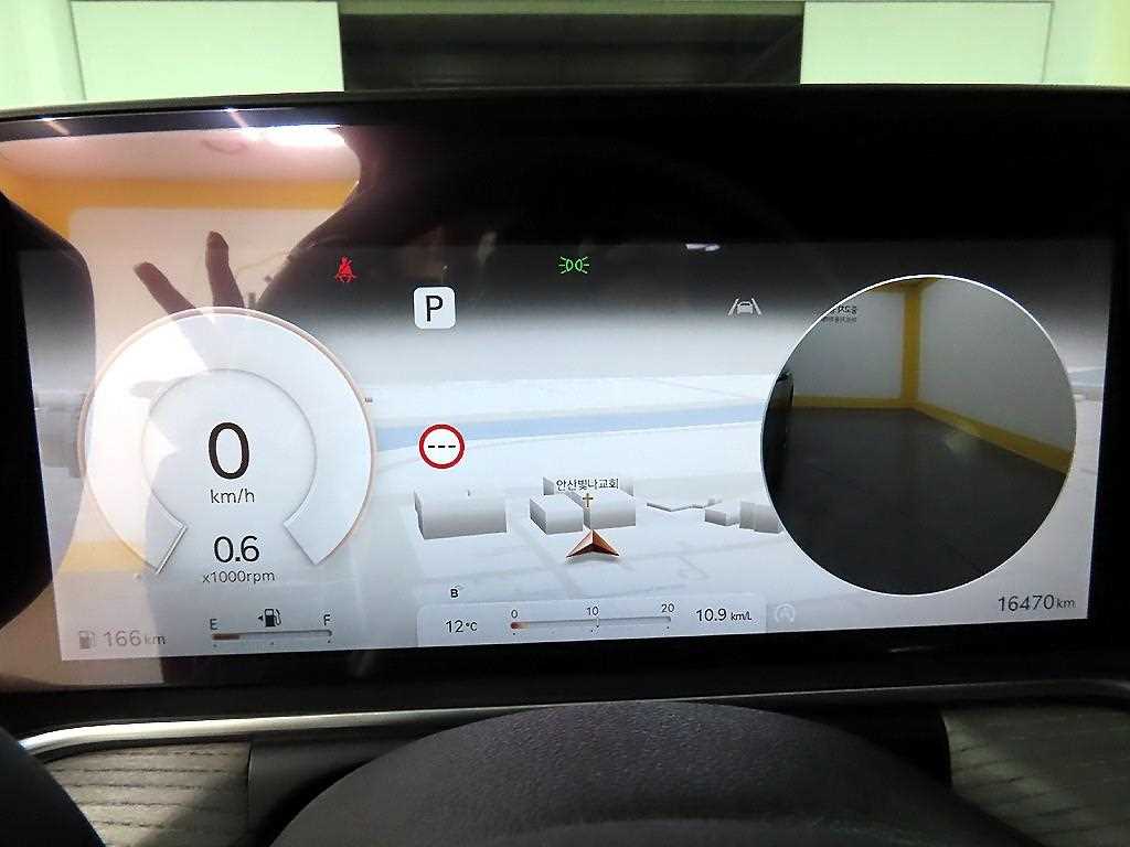 Genesis G90 - Vista 8