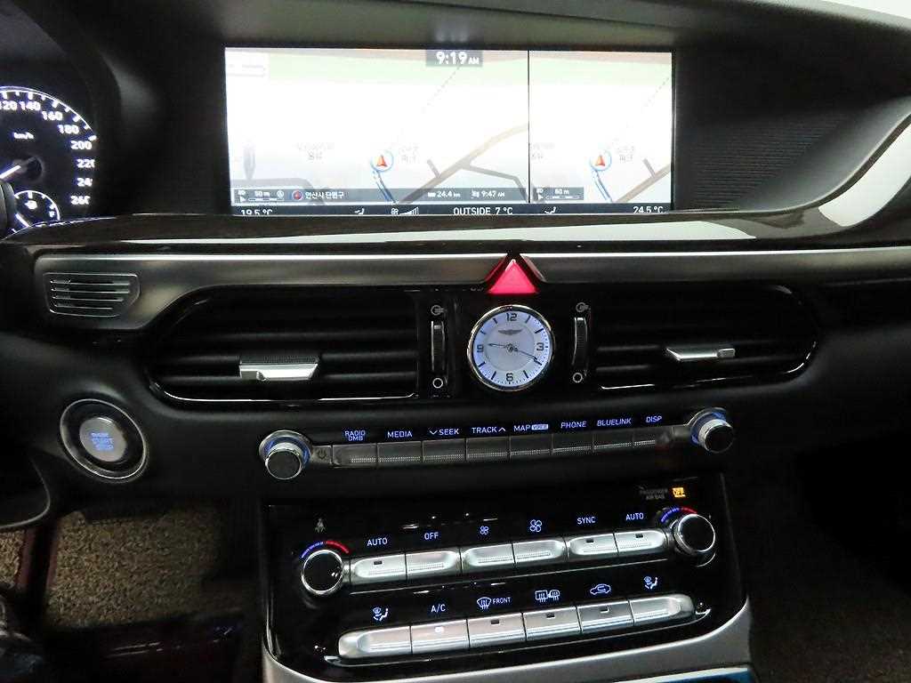 Genesis EQ900 - Vista 10