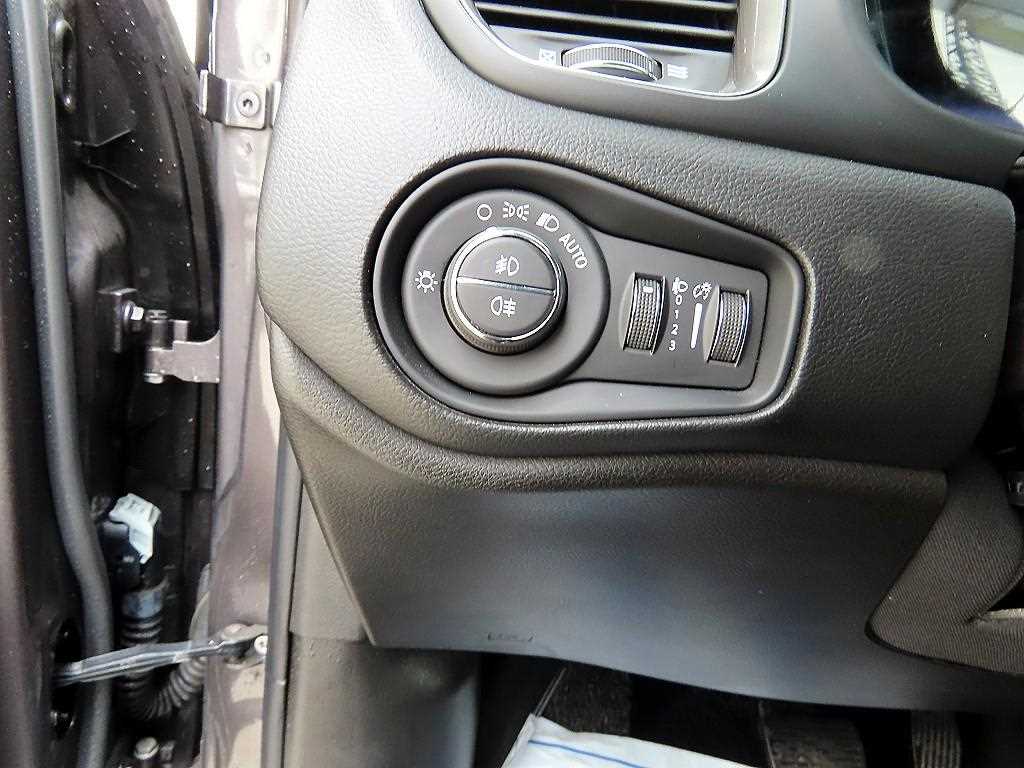 Jeep Renegade - Vista 12