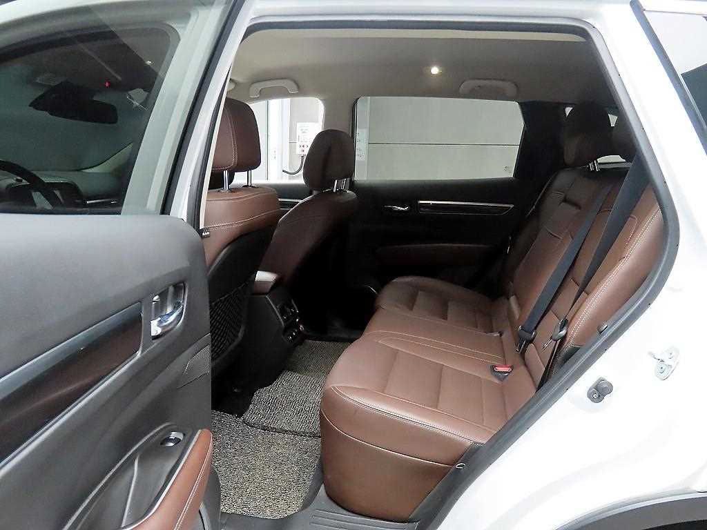 SAMSUNG QM6 - Vista 6