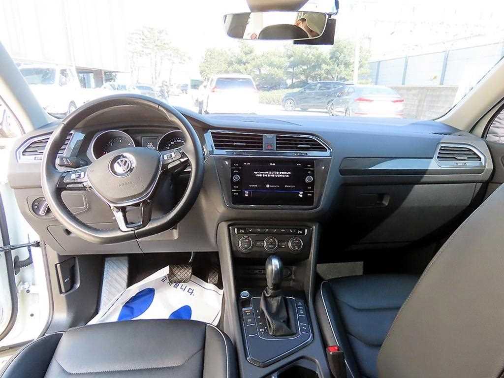 Volkswagen Tiguan - Vista 7